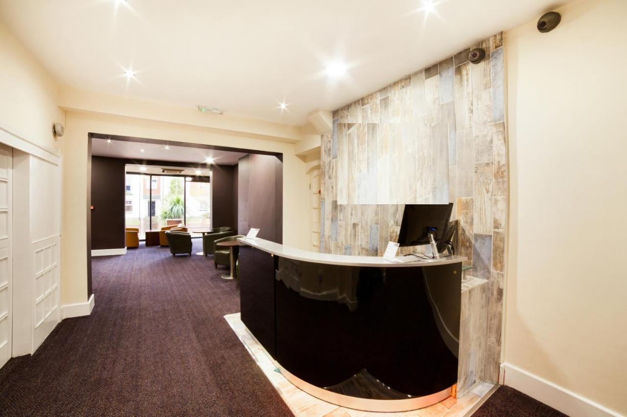 The Connaught Hotel Wolverhampton Exterior photo